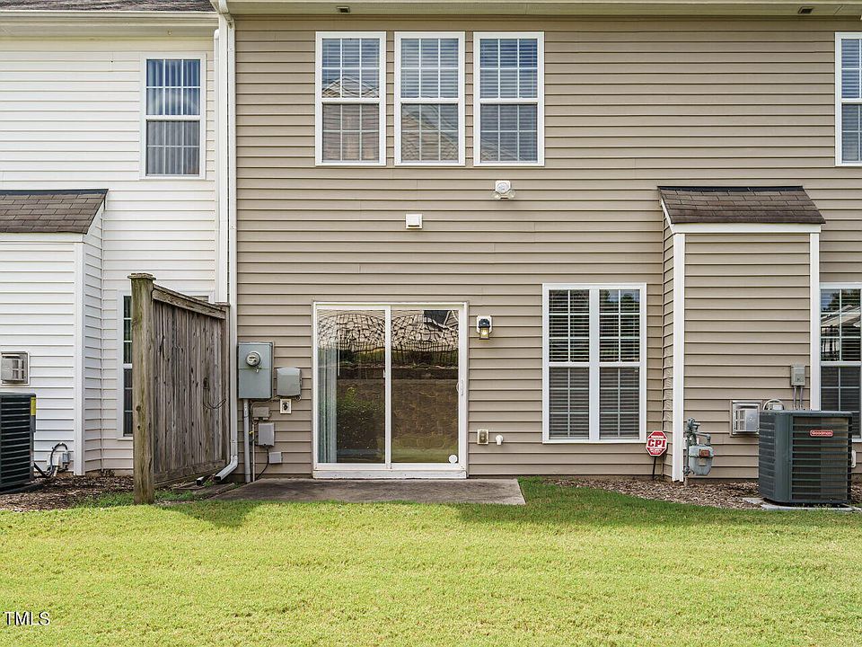 1st image of 8614 Thunderwood Dr