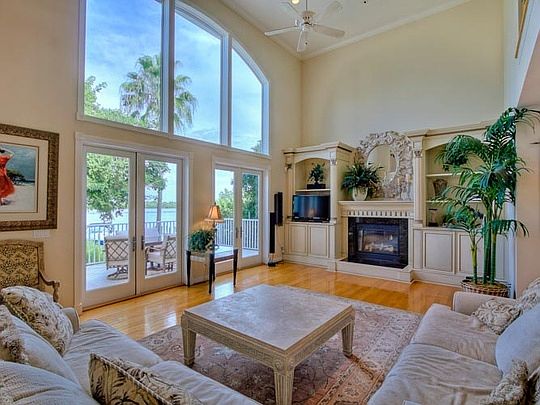 4th image of 15891 Captiva Dr