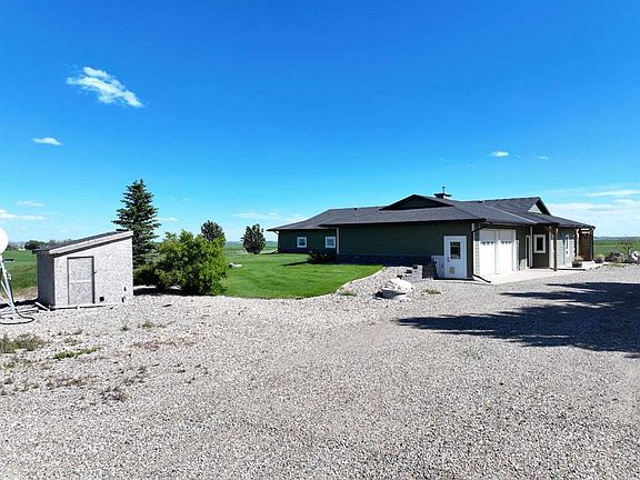4th image of 124025 W Range Road 214