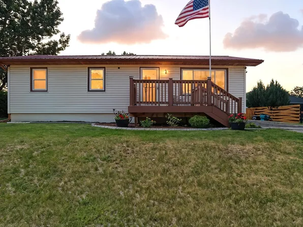 2613 Moose Dr, Sturgis, SD 57785