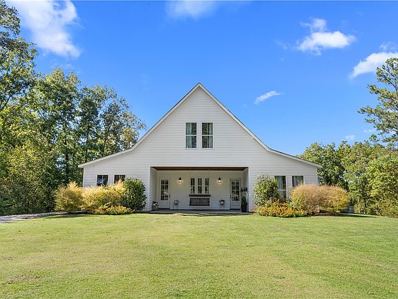 3rd image of 1109 Lee Road 260