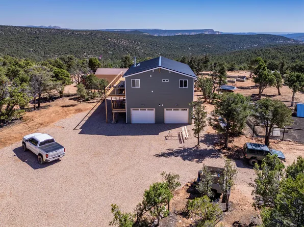 8310 E Cow Path, Kanab, UT 84741
