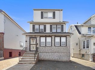 456 Edgewater Rd, Fairview, NJ 07022