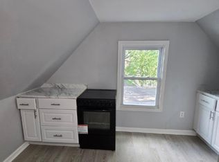 246 Leslie St #3L, Newark, NJ 07112