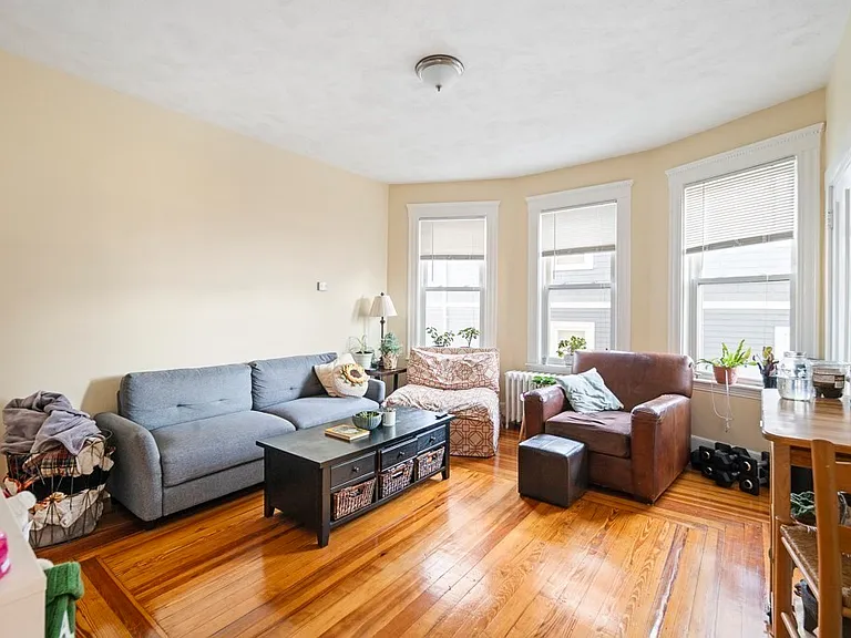 17 Dow St #2 — Photo 12