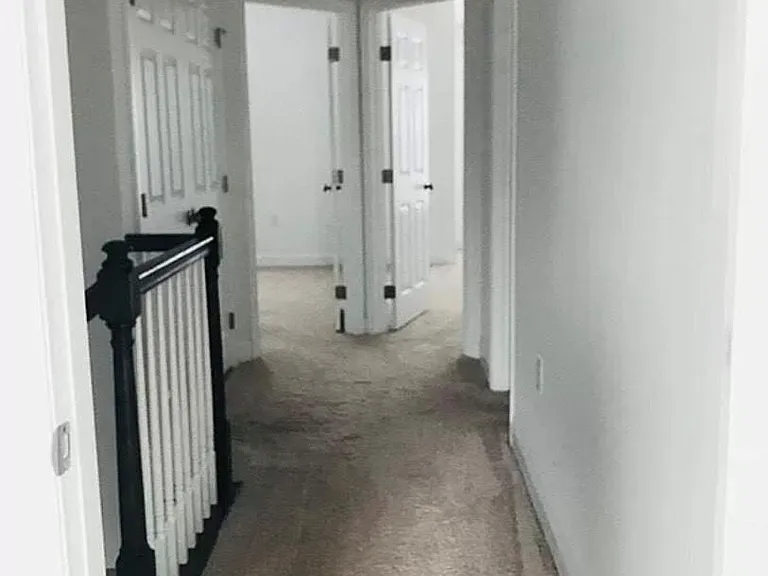 405 Old Farm Ln — Photo 12