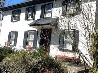 471 Valleybrook Rd, Glen Mills, PA 19342