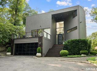 210 Red Fox Road, Stamford, CT 06903