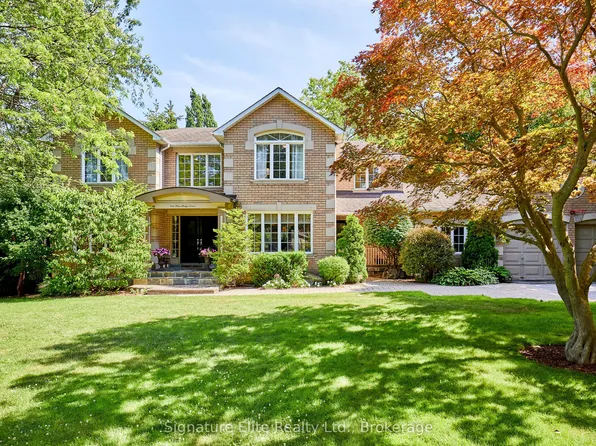 1 Pine Ridge Dr, Toronto, ON M1M 2X2
