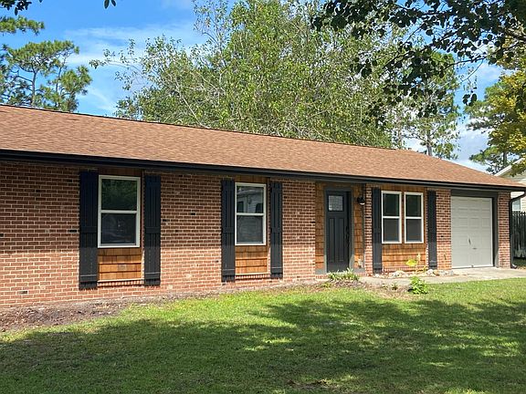 3rd image of 108 Bogue Sound Dr
