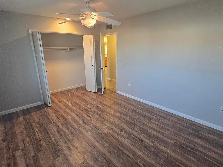 10601 W Bolivar Dr — Photo 24