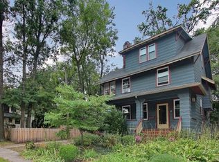 6 Carteret St, Montclair, NJ 07043