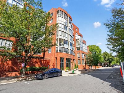 1050 N Taylor St #1-313, Arlington, VA, 22201