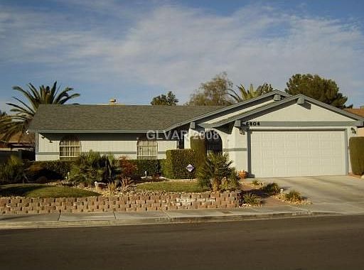 5th image of 6804 Old Castle Dr