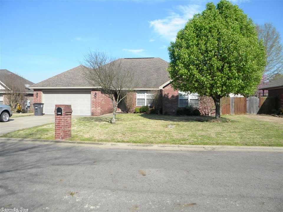 1st image of 2208 Daniel Dr