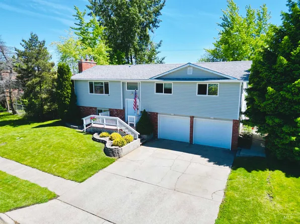 606 Dawn Dr, Grangeville, ID 83530