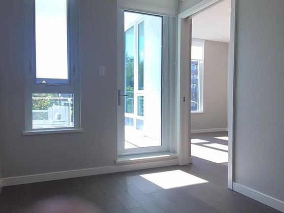 3rd image of 2888 Cambie St #617