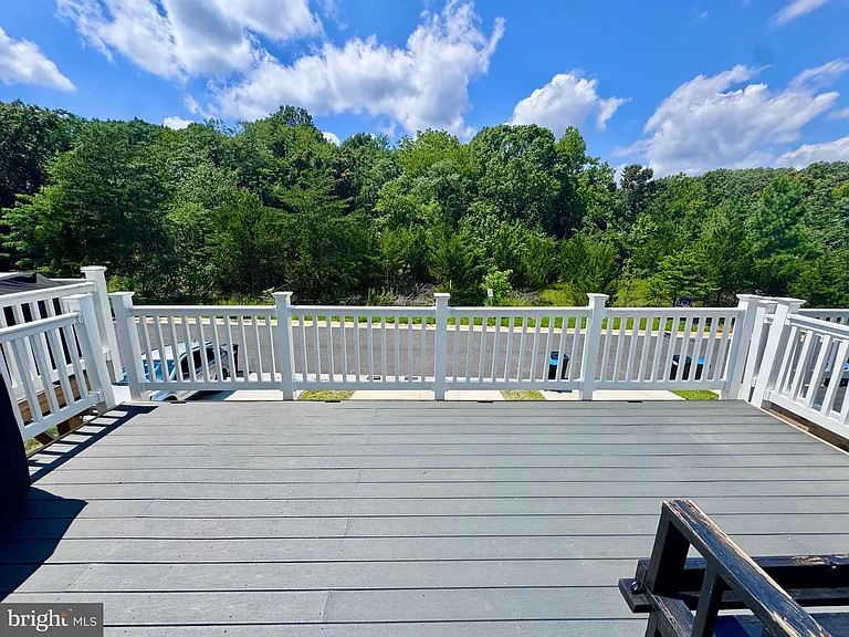 1008 Wicklow Dr — Photo 28