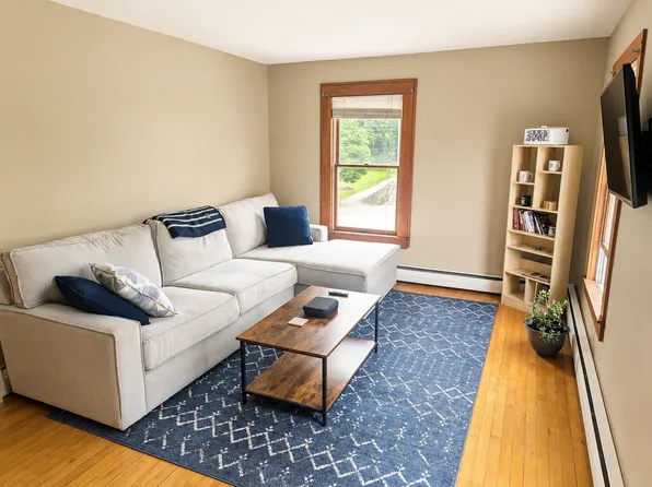 24 High St #2, Lisbon Falls, ME 04252