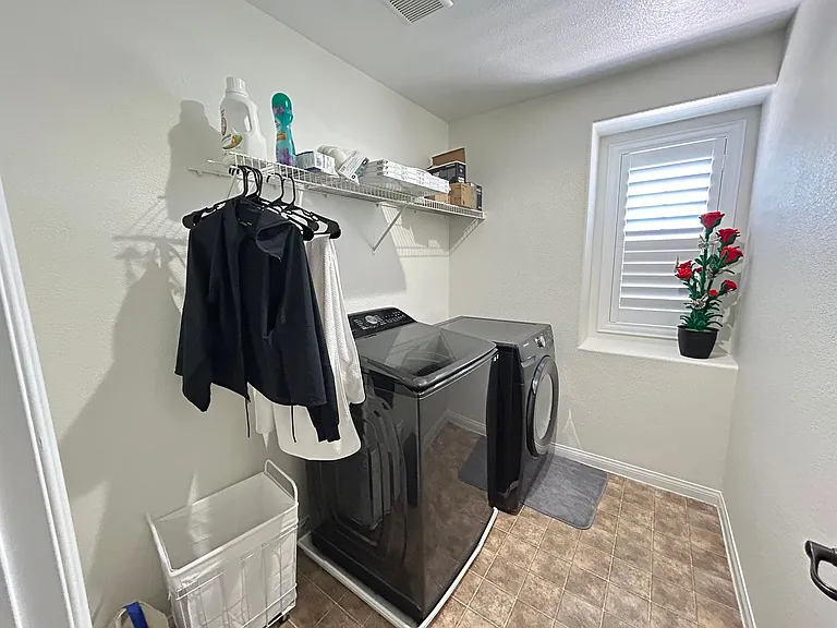 10343 Beallsville St — Photo 19