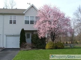 113 Hickory Hollow Cir, Warrington, PA 18976