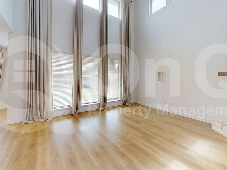 3404 Running Stream Way — Photo 8