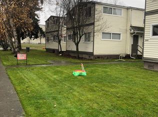 227 Beech St APT 3, Longview, WA 98632