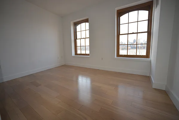 Rented by NY Space Finders Inc. | media 23