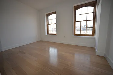 Rented by NY Space Finders Inc.