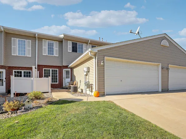 1220 Larkspur Ln, Waconia, MN 55387