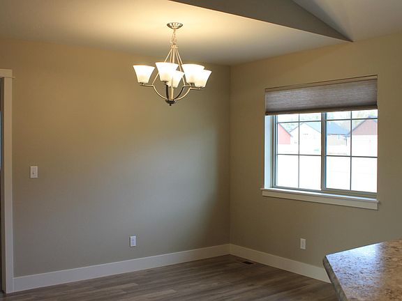 Dining Area/Adjacent To The Kitchen