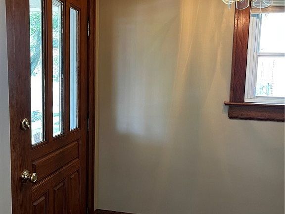 3rd image of 2032 Ohio Ave