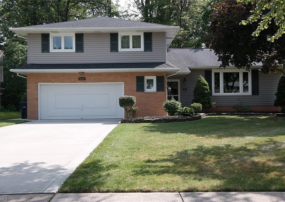 1st image of 5276 Hickory Dr