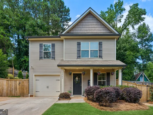 1745 Falcon Creek Trl, Cumming, GA 30041