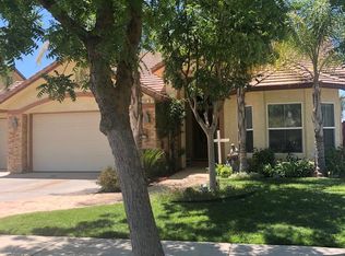 521 S Kenneth Ave, Kerman, CA 93630