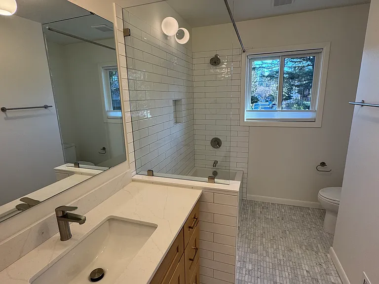 807-817 SE 29th Ave — Photo 16