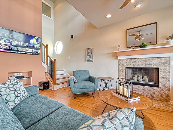 5th image of 2102 Todville Rd Unit 9