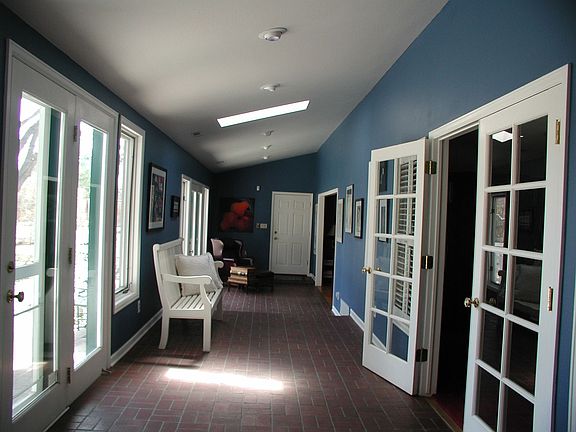 Gallery/Breezeway