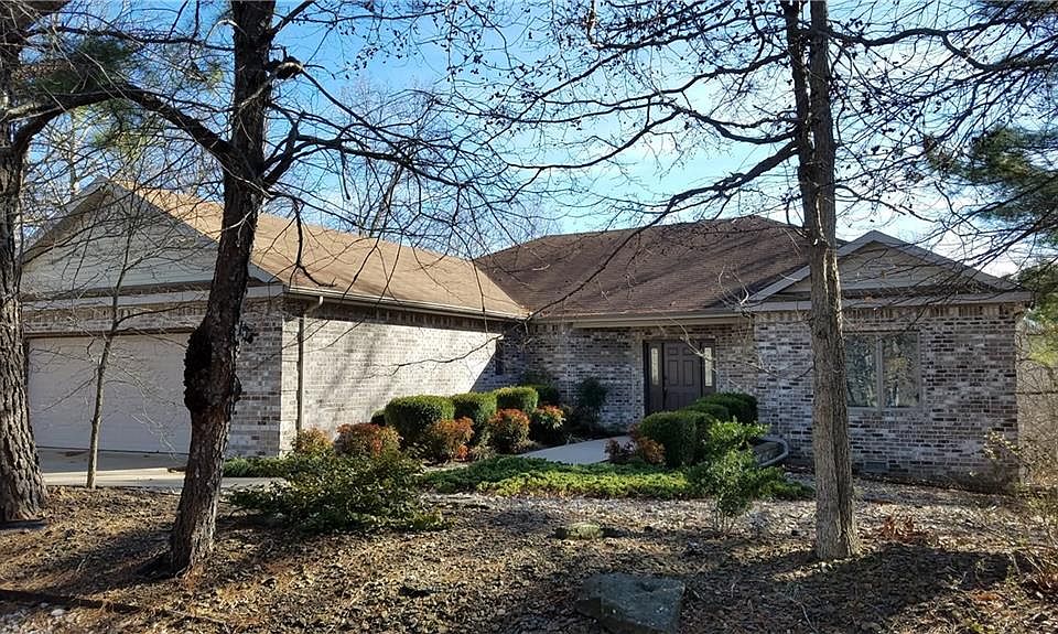 1st image of 4 Neffwood Ln