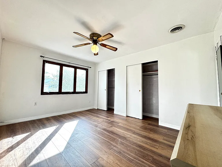 335 Jefferson Ave #2F — Photo 8