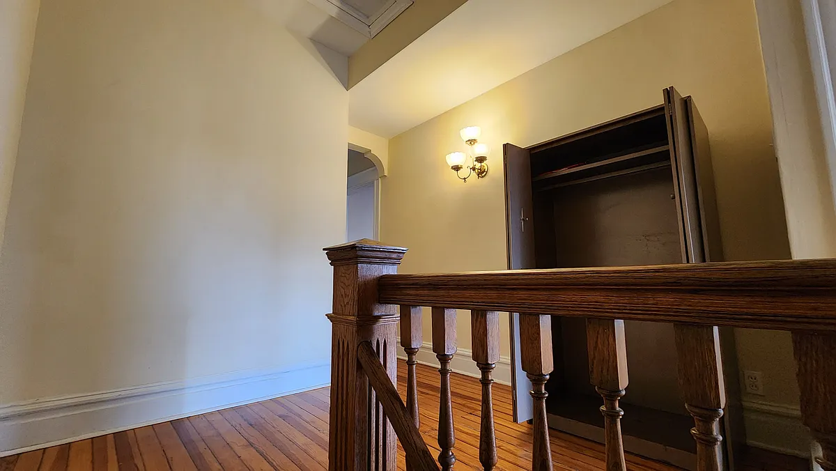 Building Photo - 3223 Magnolia Ave #A