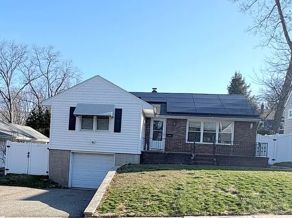 57 Roosevelt Ave, Hasbrouck Heights, NJ 07604