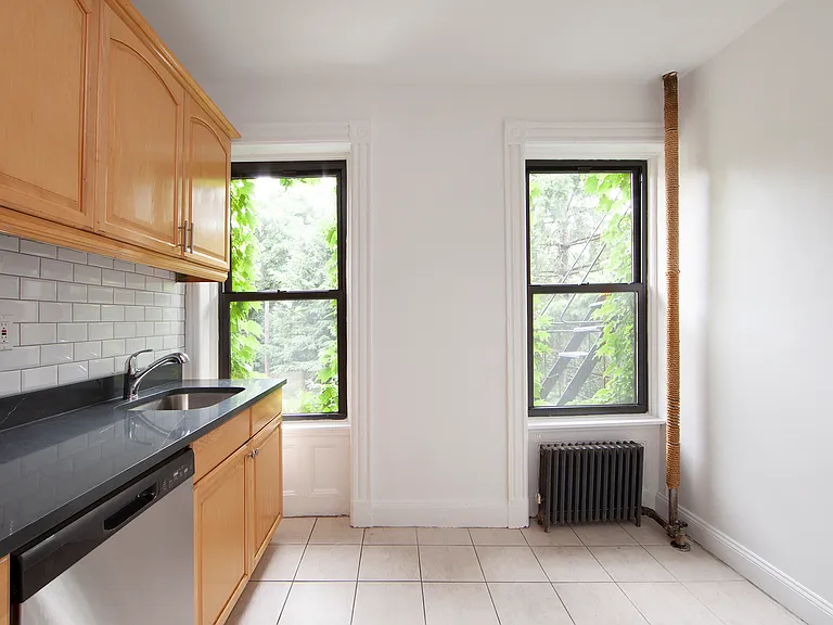 252 Wyckoff St #3L — Photo 12