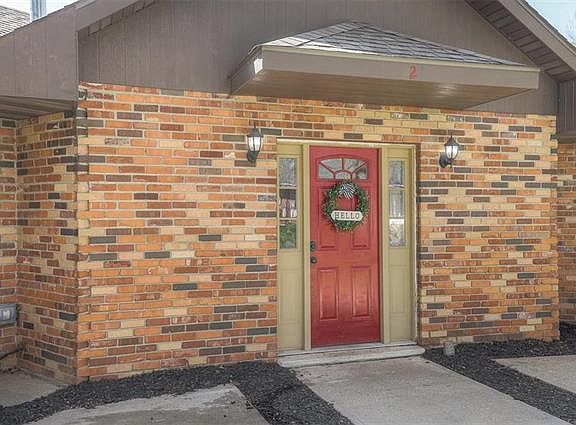 4th image of 2 Tamara Ct