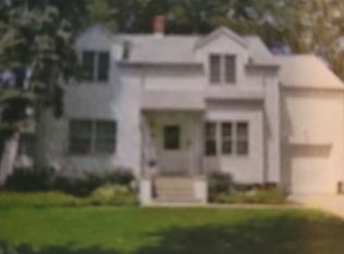 5 University Ct, Normal, IL 61761