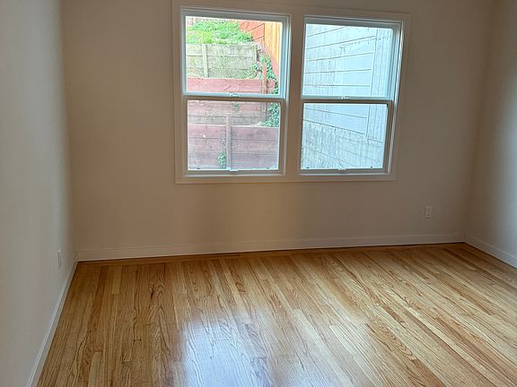 5th image of 171 Alexander Ave