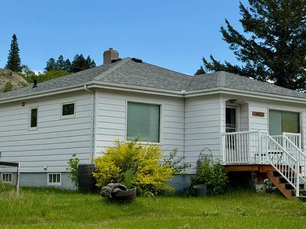 14925 S 21st Ave, Crowsnest Pass, AB T0K 0E0
