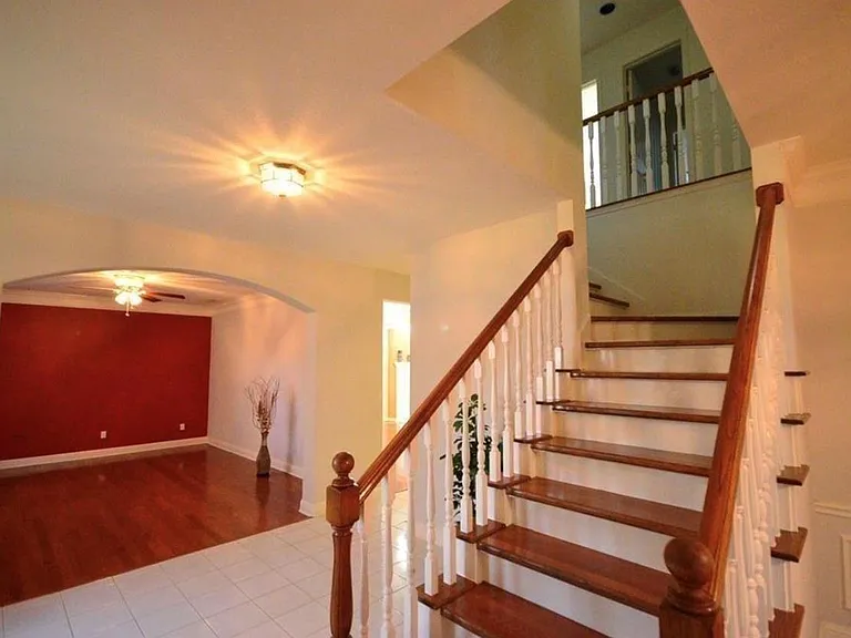 4319 Greystone Way — Photo 3