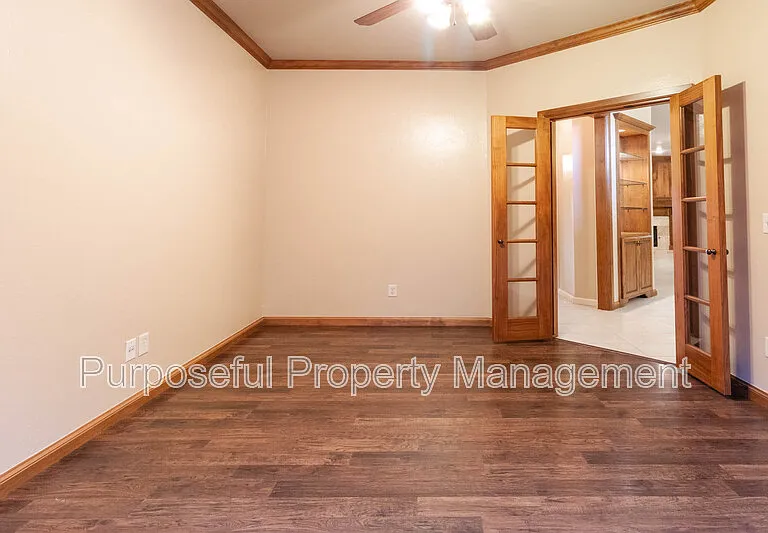 9008 NW 79th St — Photo 17
