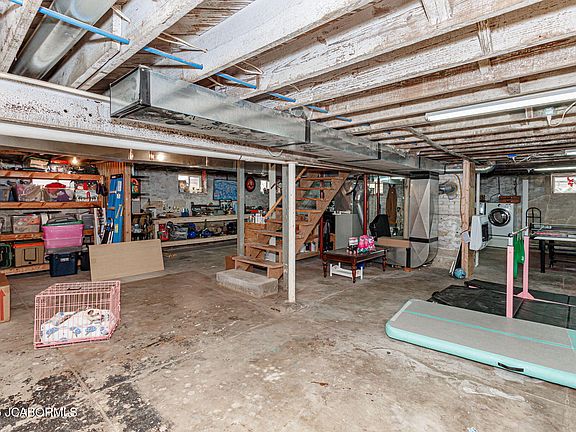 2nd image of 1626 W Main St